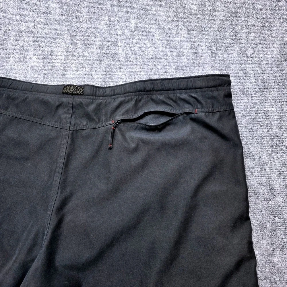 Columbia Men's XXL Black Performance Hiking Swim Shorts 7 Inch Inseam Mesh Lined